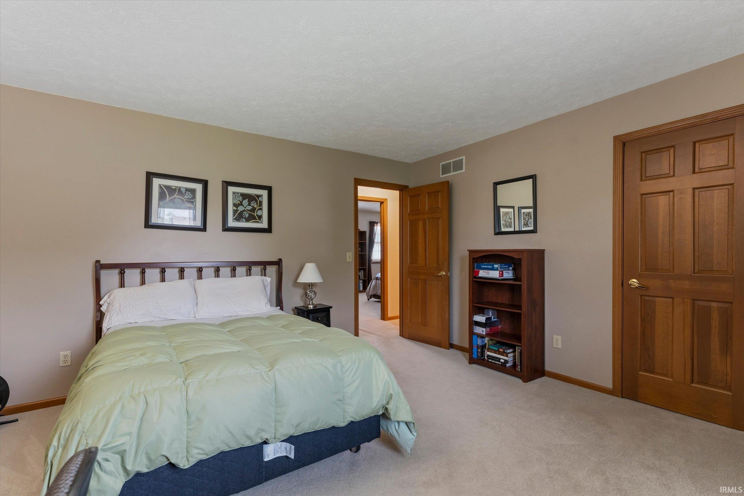 53213 Chelle Lane Granger IN 46530