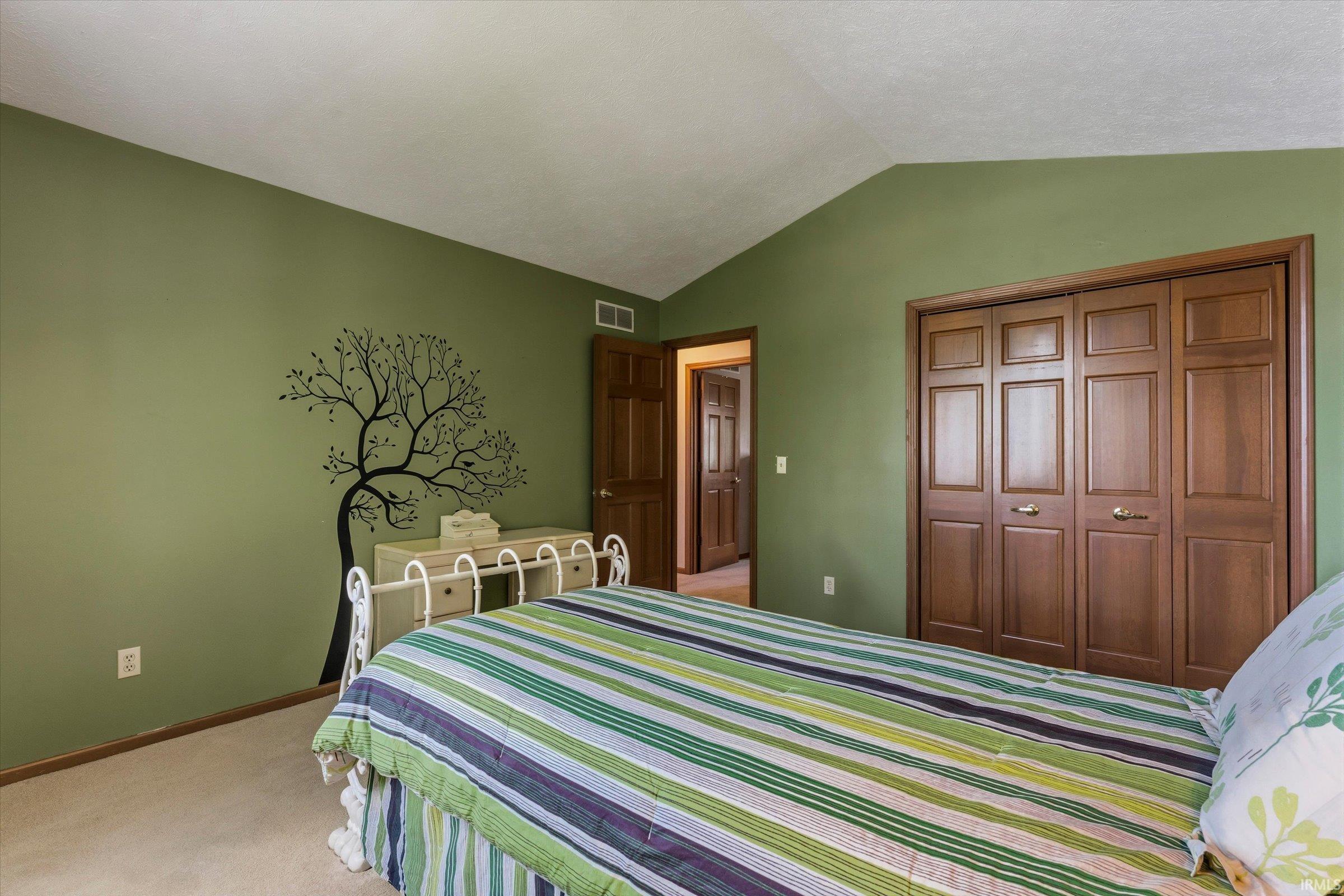 53213 Chelle Lane Granger IN 46530