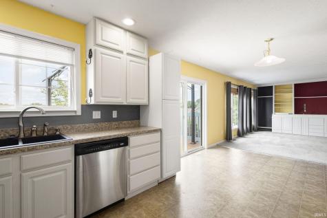 2411 Cranston Street South Bend IN 46614
