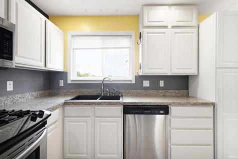 2411 Cranston Street South Bend IN 46614