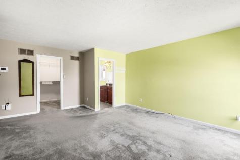 2411 Cranston Street South Bend IN 46614