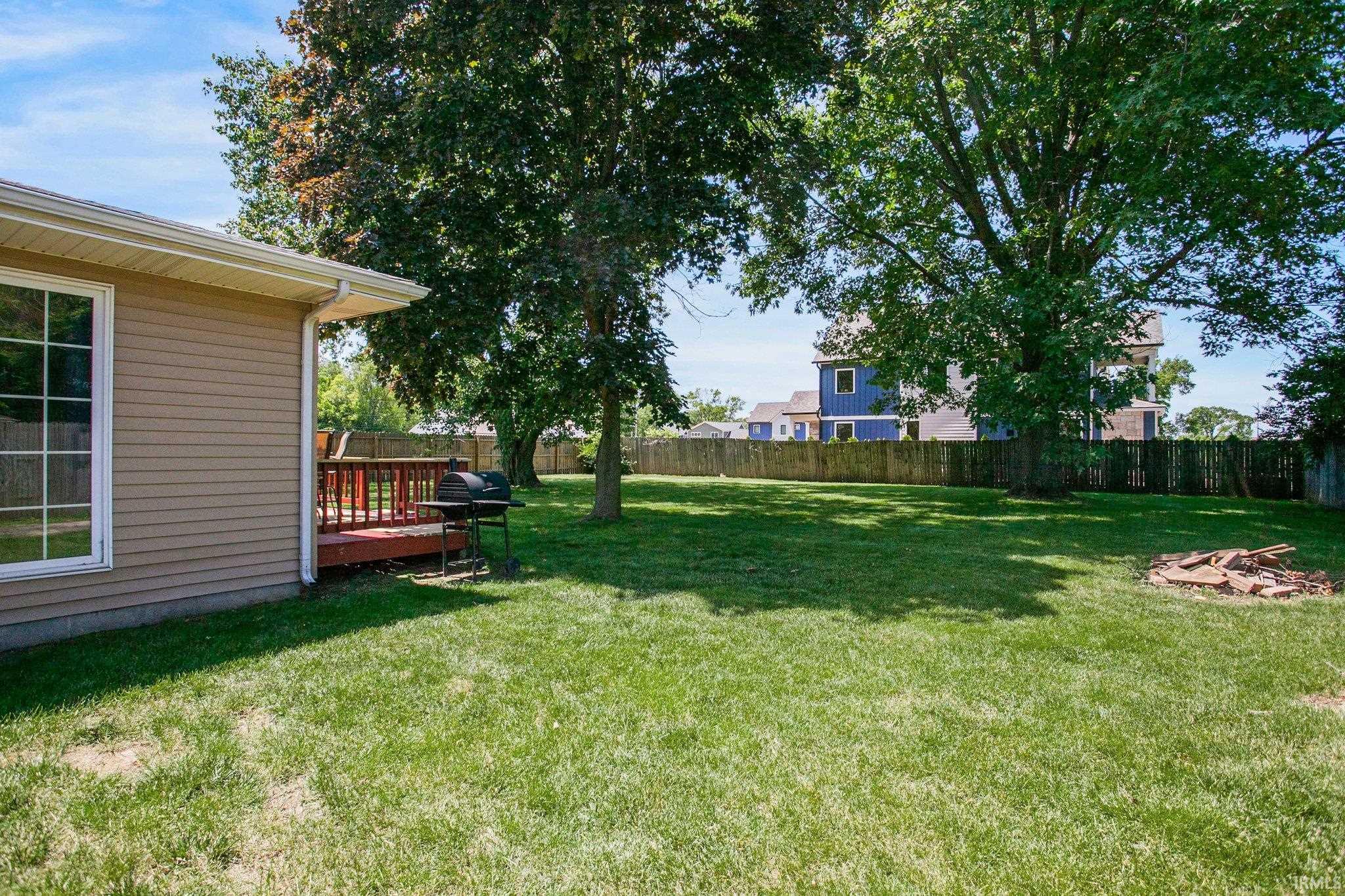1025 N Twyckenham Drive South Bend IN 46617