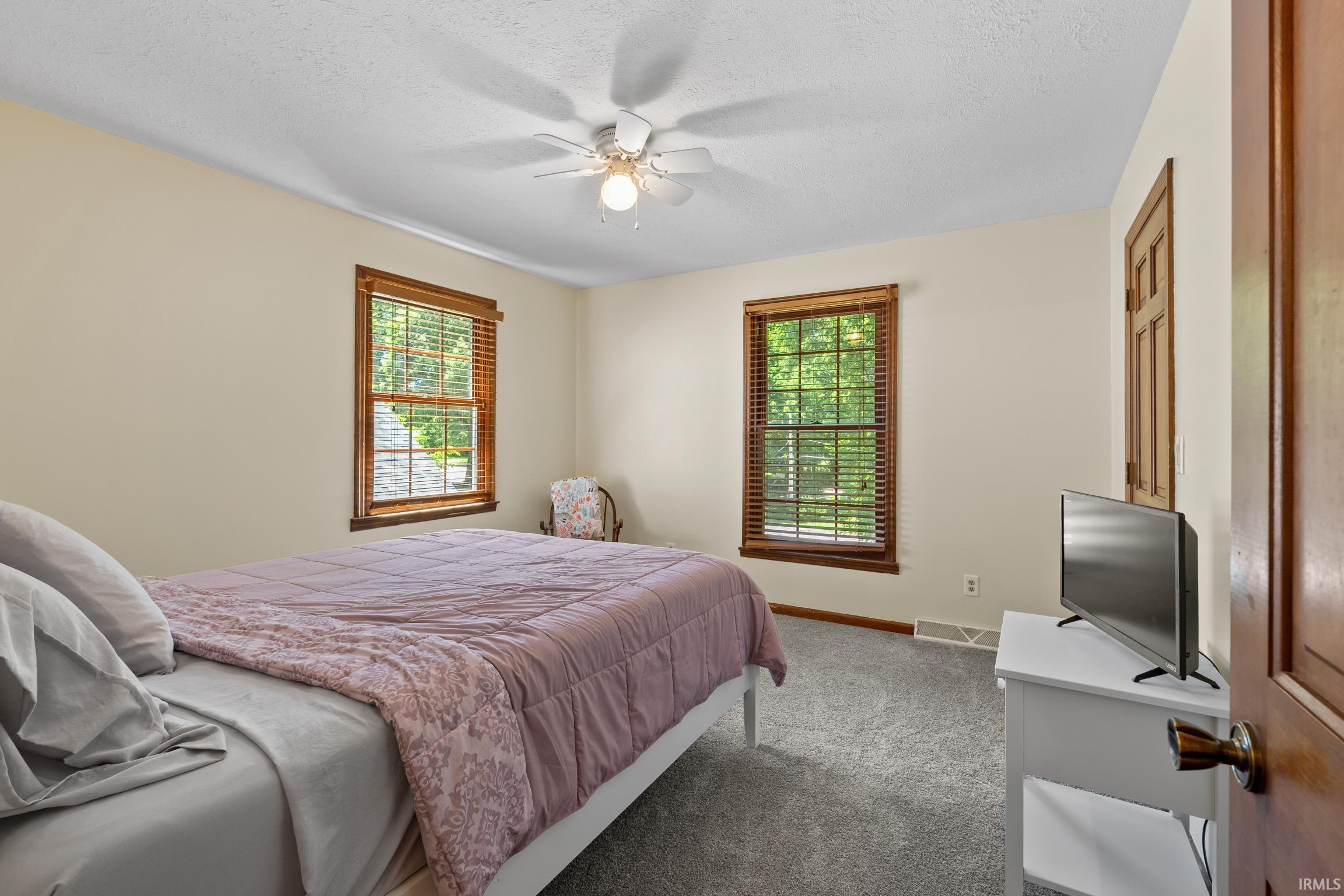 2012 Robb Road Warsaw IN 46580