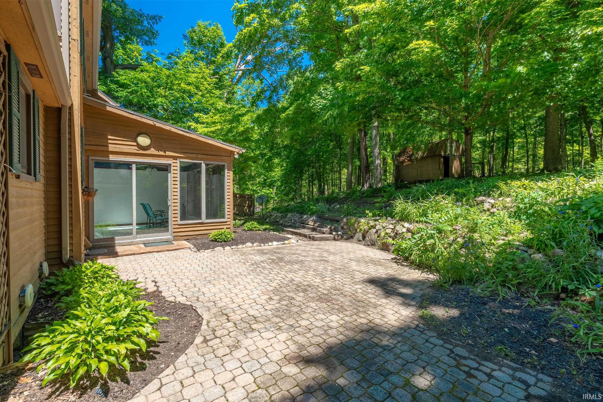 2012 Robb Road Warsaw IN 46580