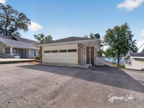 945 E Northshore Drive Syracuse IN 46567