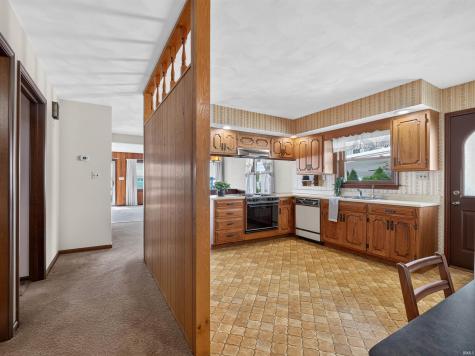 945 E Northshore Drive Syracuse IN 46567