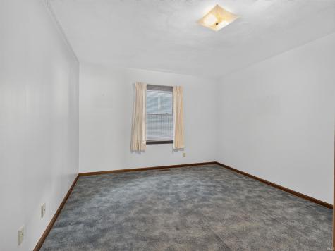 945 E Northshore Drive Syracuse IN 46567