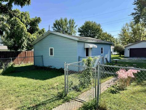 912 N Monroe Street Hartford City IN 47348