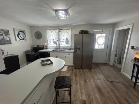 8538 E 300 N Logansport IN 46947