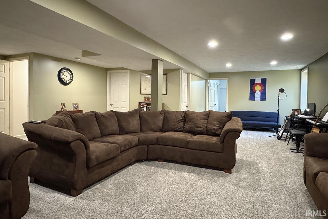 13510 Crestwicke Court Middlebury IN 46540