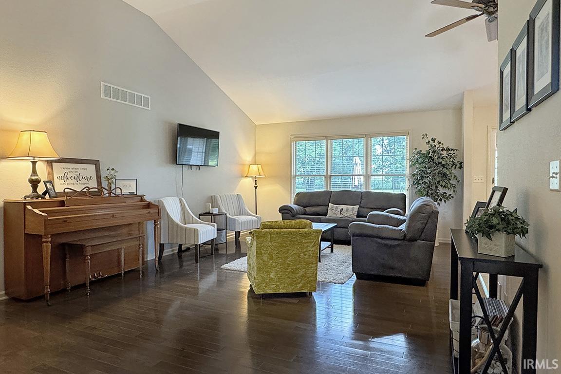 13510 Crestwicke Court Middlebury IN 46540