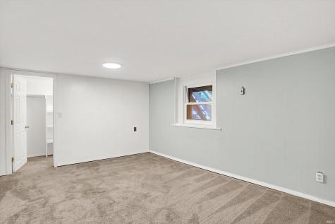 2612 E Dekist Street Bloomington IN 47408