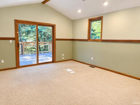 2456 N Shady Court Warsaw IN 46582