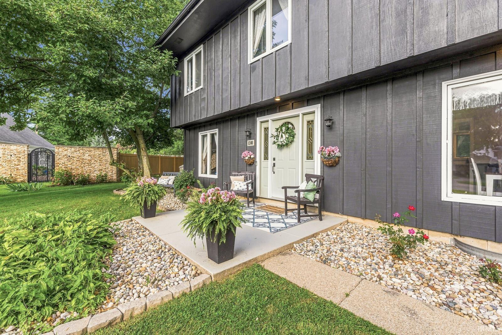 1301 Norwich Court South Bend IN 46614