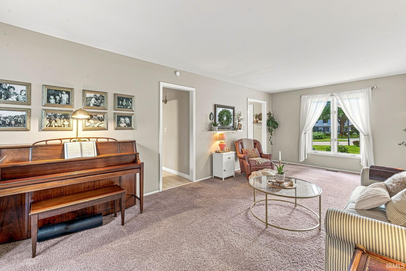 1301 Norwich Court South Bend IN 46614