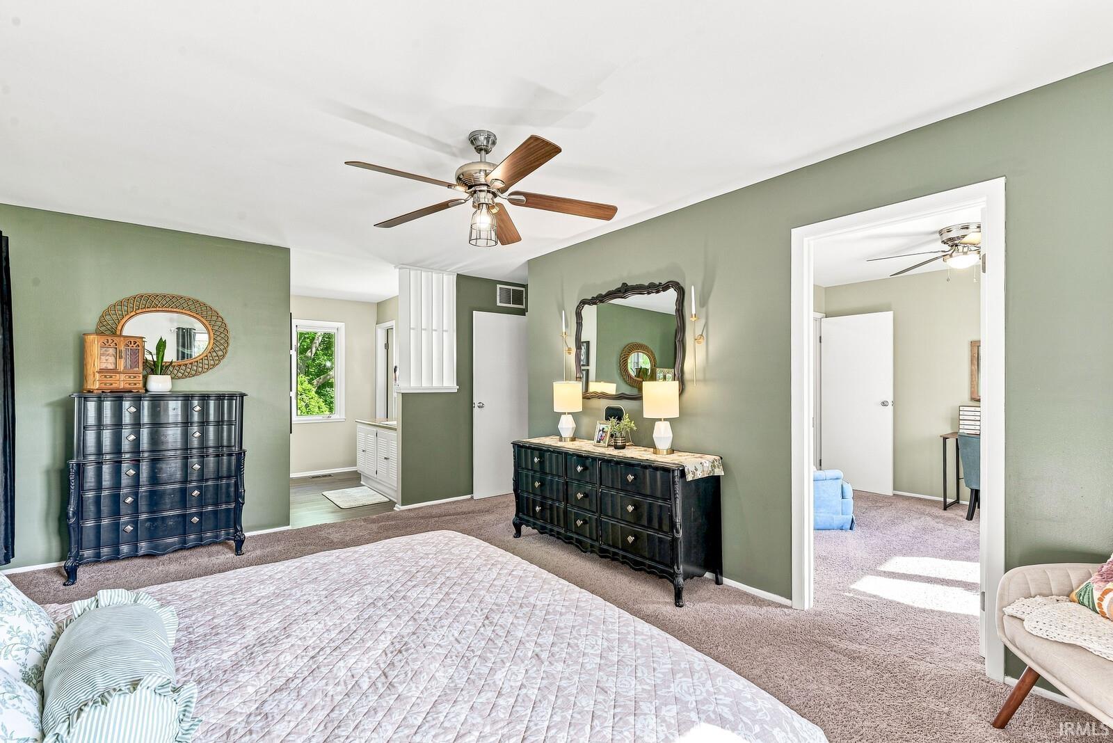 1301 Norwich Court South Bend IN 46614