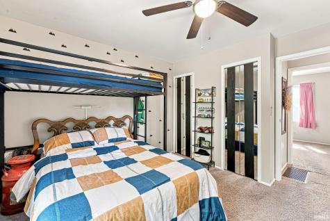 1301 Norwich Court South Bend IN 46614
