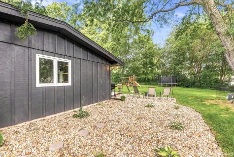 1301 Norwich Court South Bend IN 46614