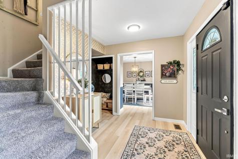 1301 Norwich Court South Bend IN 46614