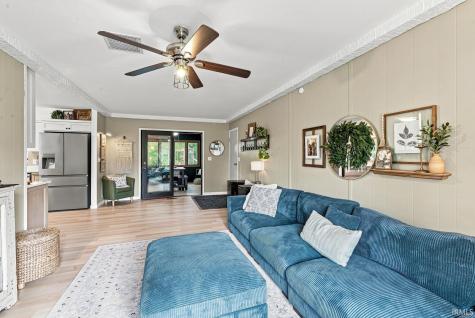 1301 Norwich Court South Bend IN 46614