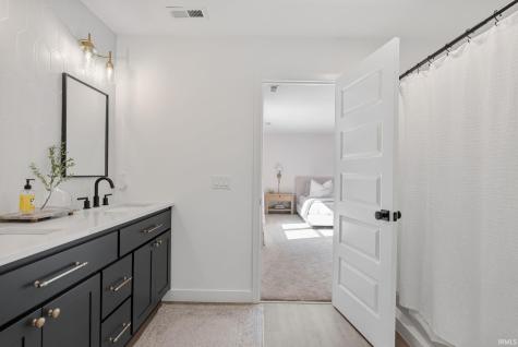 13963 Escondida Cove Fort Wayne IN 46845