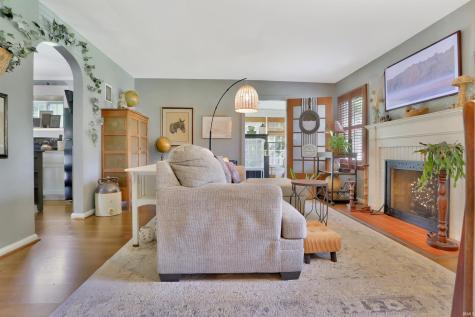 230 Hartin Drive Evansville IN 47711