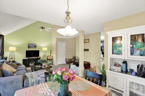 2210 S Laurelwood Circle Bloomington IN 47401