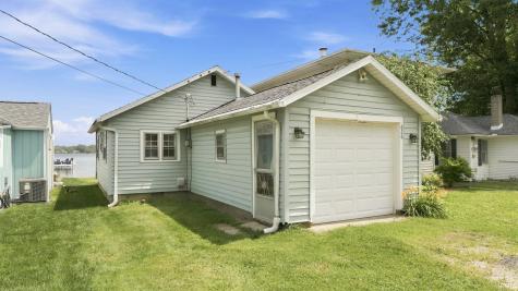 626 E Lakewood Avenue Warsaw IN 46580