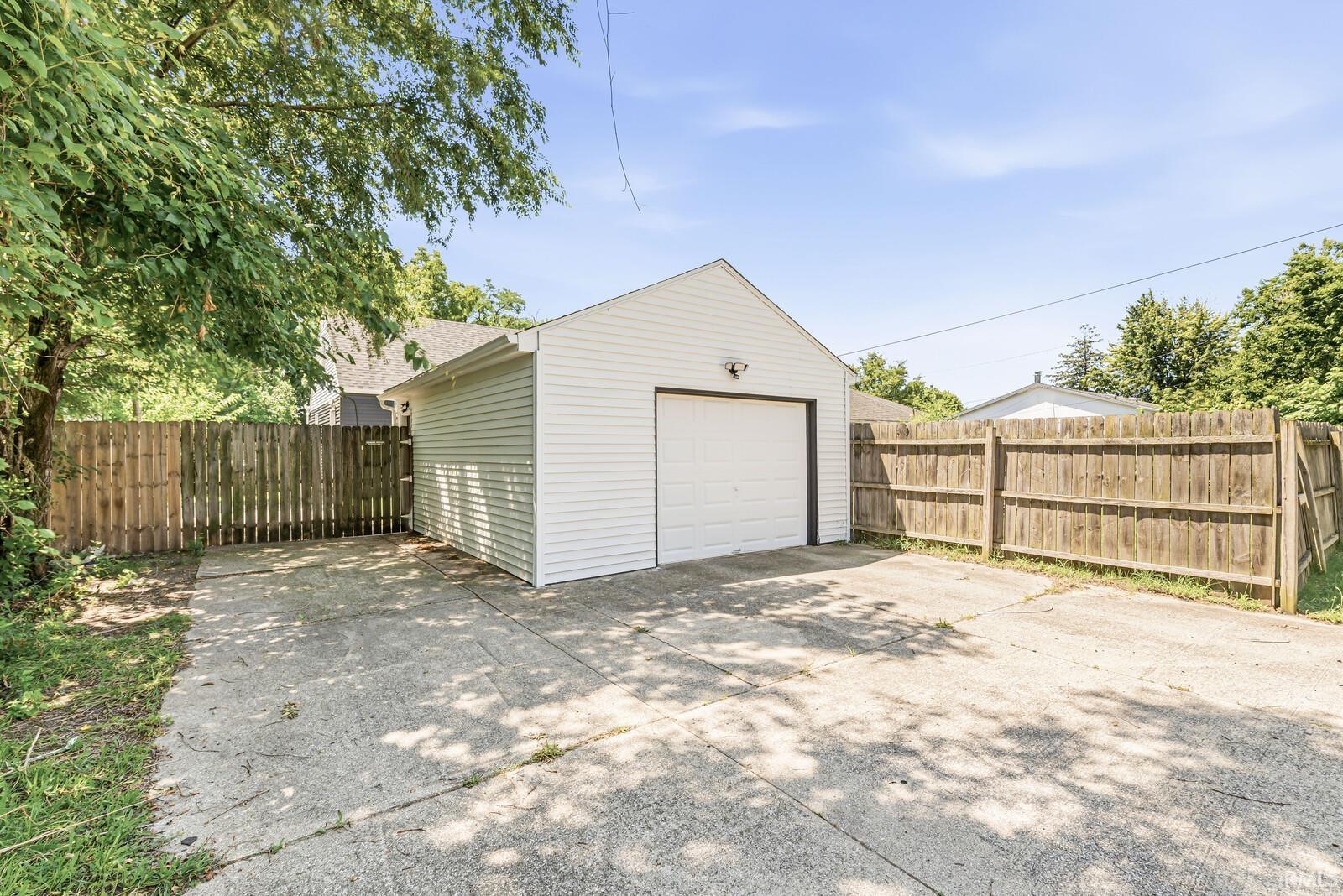 1351 Bissell Street South Bend IN 46617