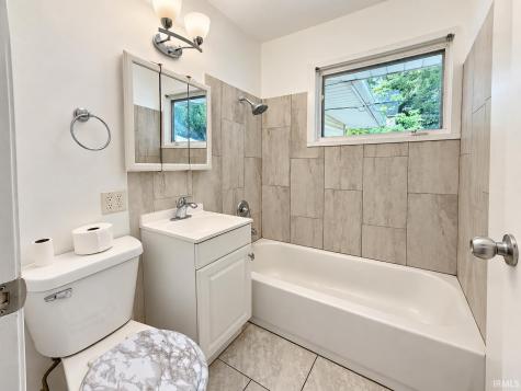 2726 Parnell Avenue Fort Wayne IN 46805