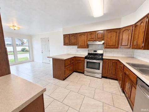 2726 Parnell Avenue Fort Wayne IN 46805