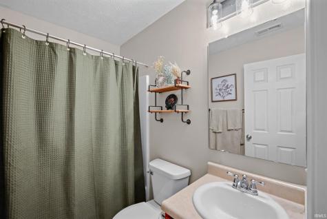 2315 Powder House Lane Lafayette IN 47909