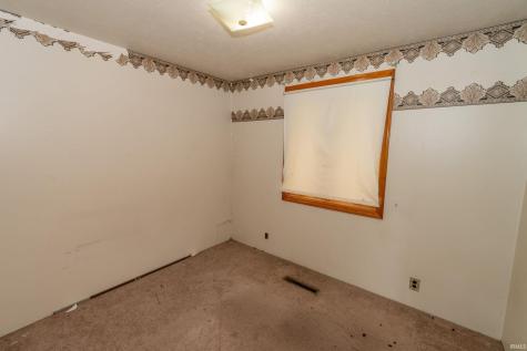 1662 Greenwood Drive South Bend IN 46614