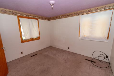 1662 Greenwood Drive South Bend IN 46614