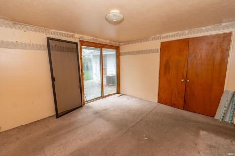 1662 Greenwood Drive South Bend IN 46614