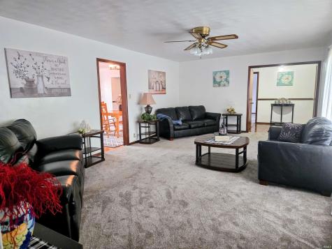 5660 E 400 N Street Monticello IN 47960