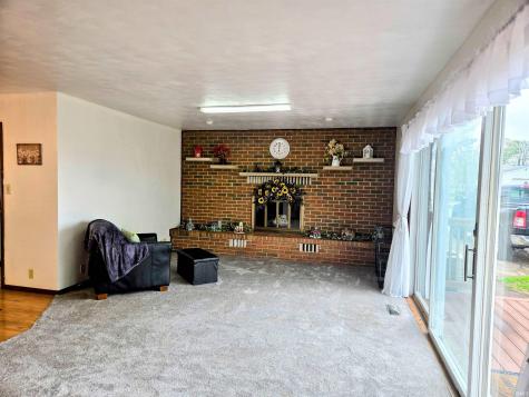 5660 E 400 N Street Monticello IN 47960