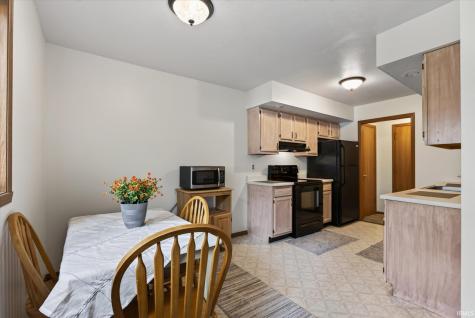 1037 Forest View Drive Ellettsville IN 47429