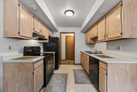 1037 Forest View Drive Ellettsville IN 47429