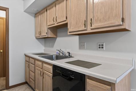 1037 Forest View Drive Ellettsville IN 47429