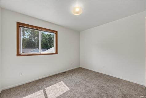 1037 Forest View Drive Ellettsville IN 47429