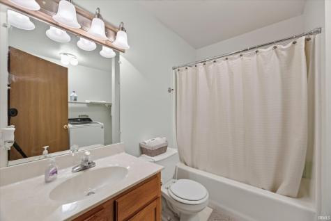 1037 Forest View Drive Ellettsville IN 47429