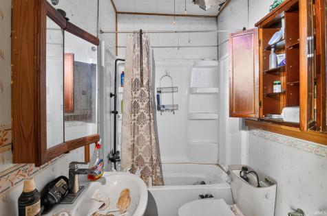 1340 Locust Street Terre Haute IN 47807