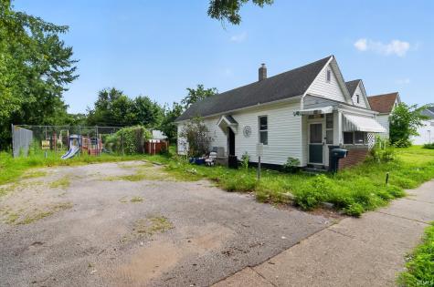 1340 Locust Street Terre Haute IN 47807