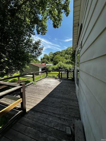 205 E North Street Winslow IN 47598