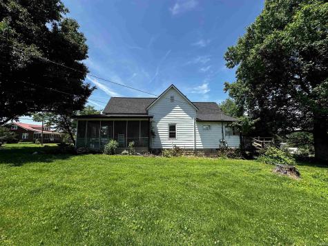 205 E North Street Winslow IN 47598