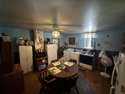 205 E North Street Winslow IN 47598