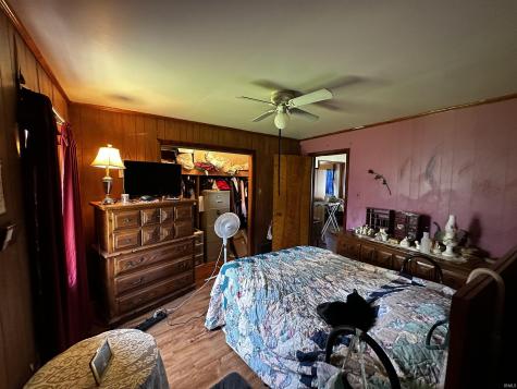 205 E North Street Winslow IN 47598