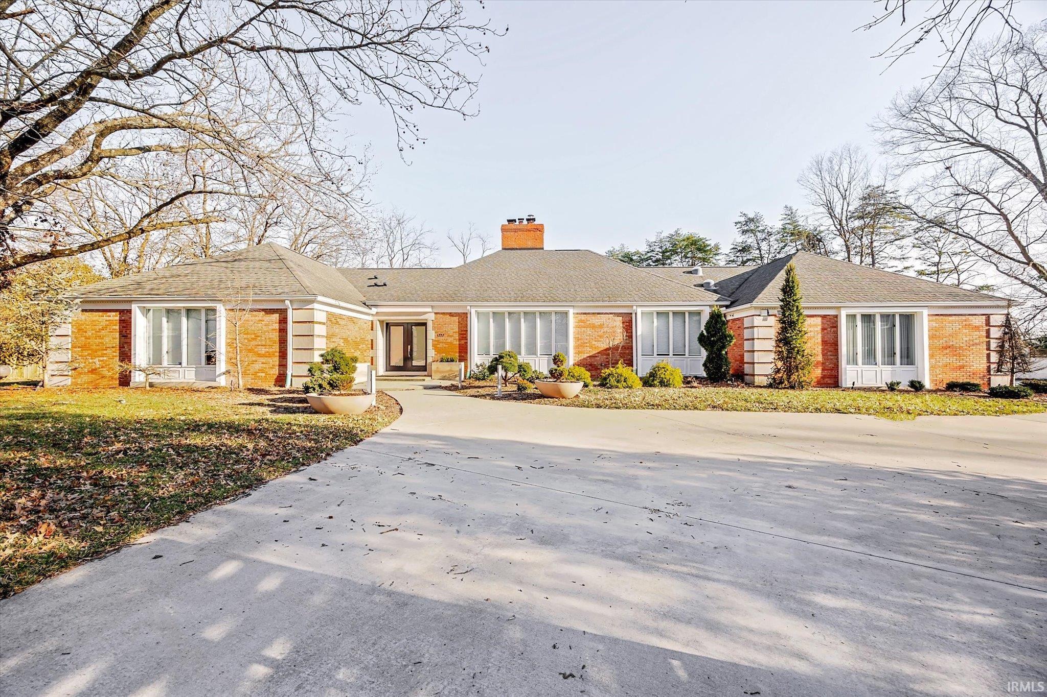 1227 S Pickwick Point Bloomington IN 47401