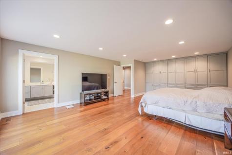 1227 S Pickwick Point Bloomington IN 47401